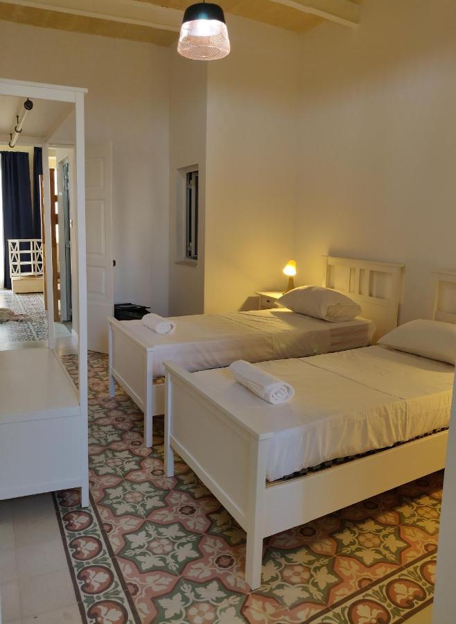 Walter'S B&B Gzira Exteriör bild