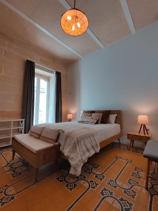 Walter'S B&B Gzira Exteriör bild
